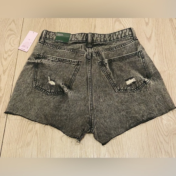 NWT Wild Fable Acid Wash Black High Waisted Cutoff Shorts - Picture 2 of 2